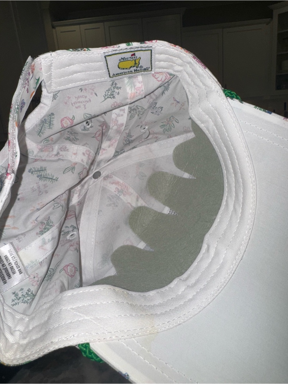Masters 2026 Ladies Floral Pink & Green hat - Picture 4 of 9